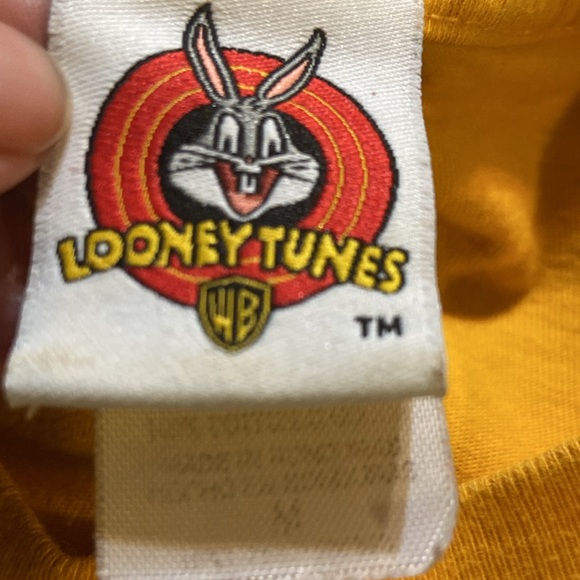 Looney Tunes Med Short Sleeve T-Shirt “TAZ UNSTOPPABLE ATTITUDE” - Picture 5 of 6